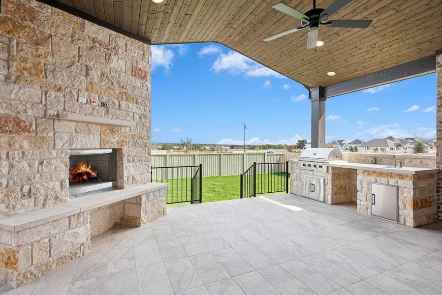 Exterior details and patio area of a home in Santa Rita Ranch, Liberty Hill (Image 23).