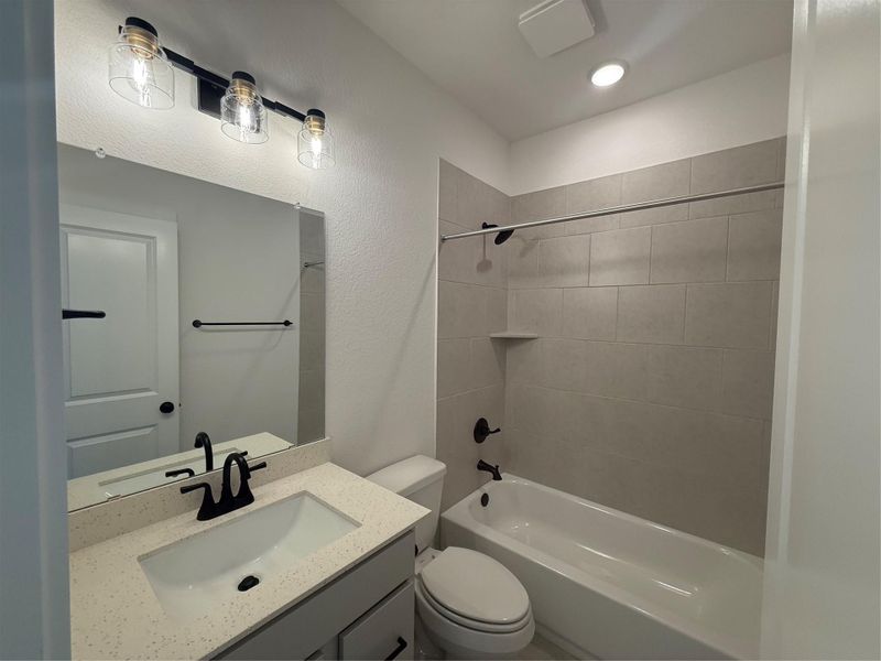 Beautifully designed full bathroom downstairs. Beautifully designed full bathroom downstairs.