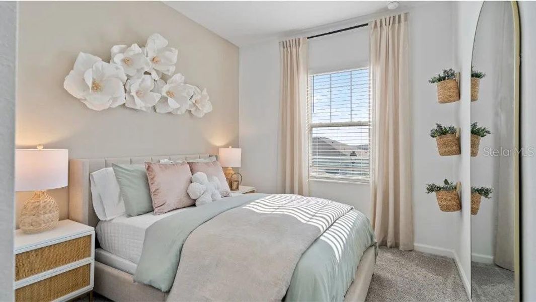 Furnished interior view inside a new home in , Orlando (Image 10).