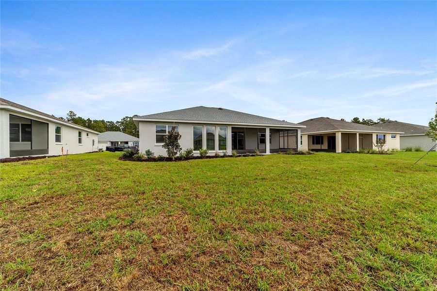 Exterior details and patio area of a home in , Ocala (Image 23).