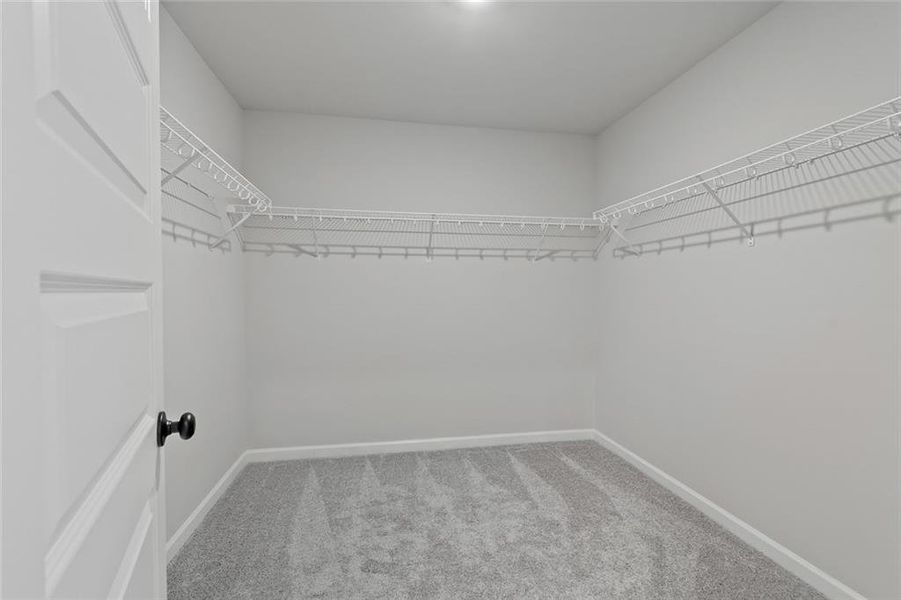 Spacious, unfurnished interior of a new home in Summerlin, Winder (Image 18).