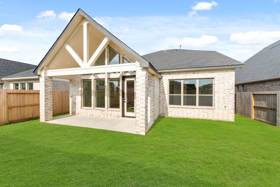 Representative image. Features, specifications, selections and colors may vary. Representative image. Features, specifications, selections and colors may vary.