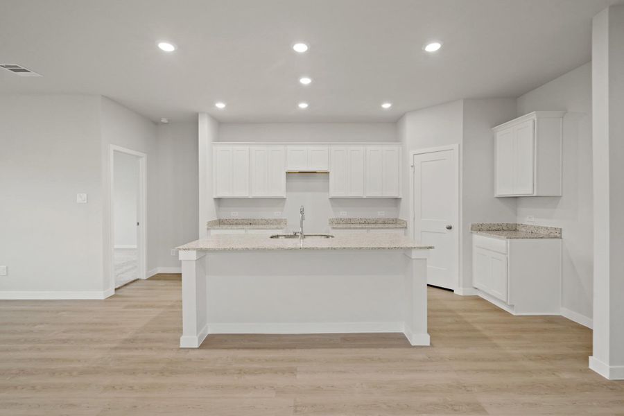 Image 18 of a home in Sherwood Glen.