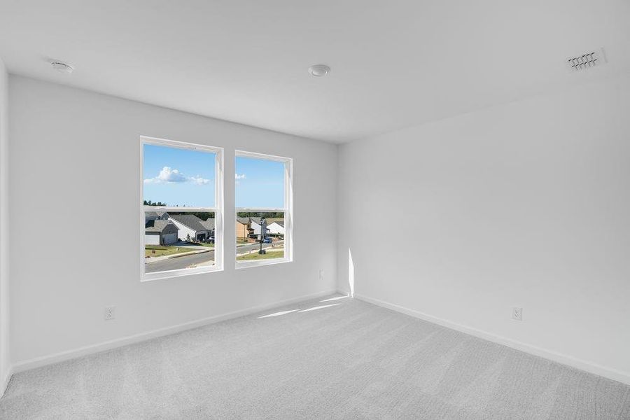 Spacious, unfurnished interior of a new home in Heritage River, Euharlee (Image 14).