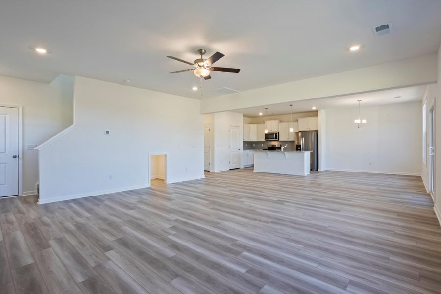 Spacious, unfurnished interior of a new home in Portrait Hills, Aiken (Image 15).