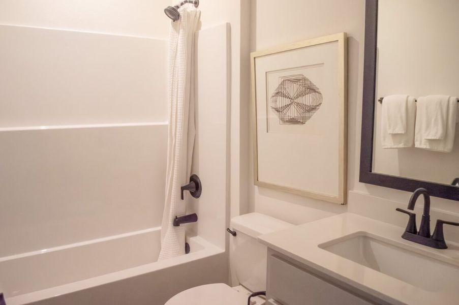 Image 26 of a home in Parkland Place.