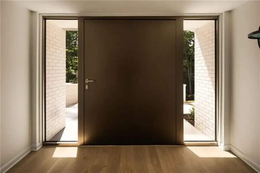 Spacious, unfurnished interior of a new home in , Atlanta (Image 25).