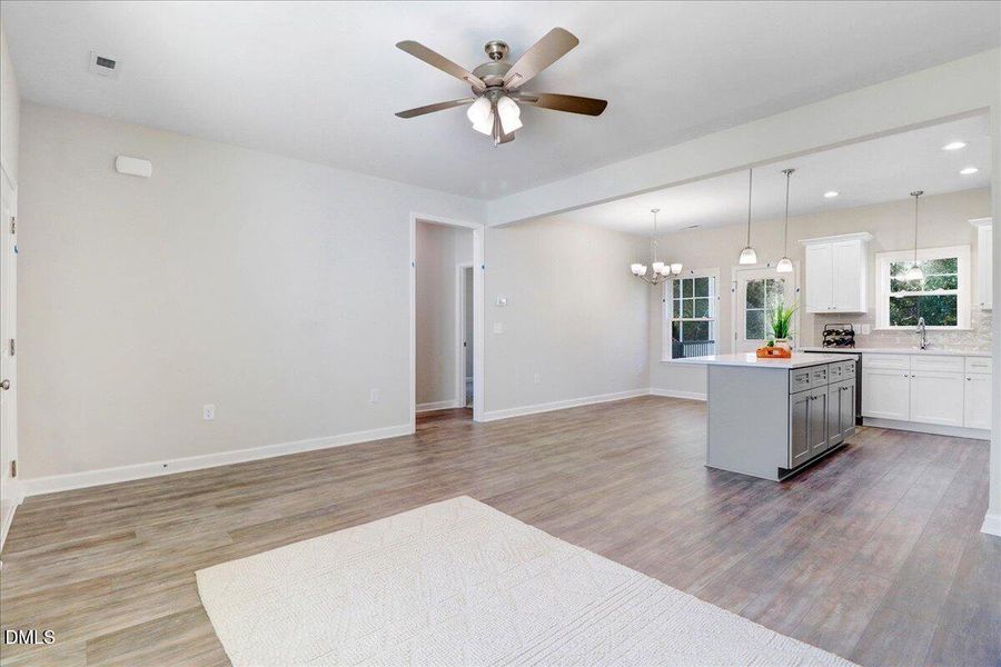 16-103 Sagewood Dr-16