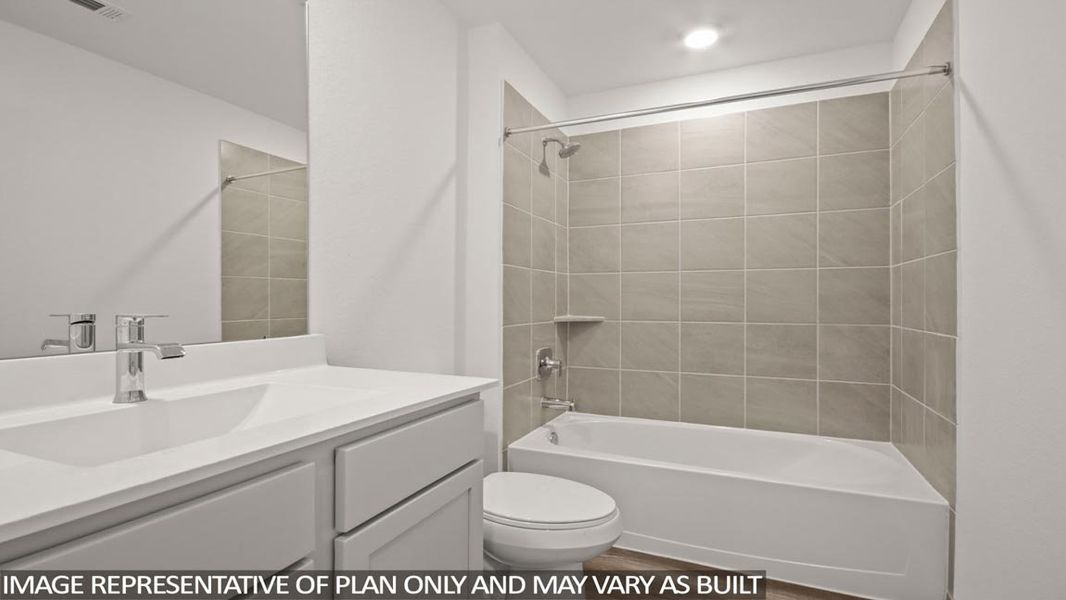 Furnished interior view inside a new home in Venetian Pines, Conroe (Image 7).