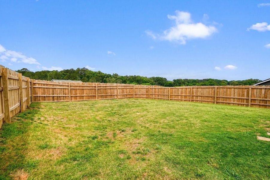 Exterior details and patio area of a home in , Adairsville (Image 3).