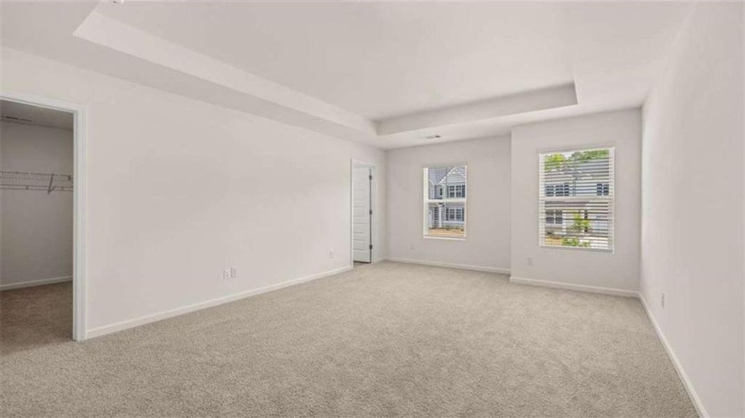 Spacious, unfurnished interior of a new home in Oakchase at Hampton, Hampton (Image 28).