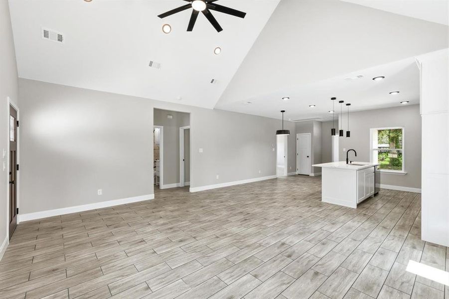 Spacious, unfurnished interior of a new home in , Bridgeport (Image 27). Spacious, unfurnished interior of a new home in , Bridgeport (Image 27).