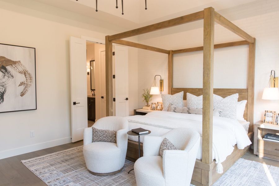 Representative furnished interior of a home built from the 5541 by Tradition Homes in Mustang Lakes, McKinney (Image 22).