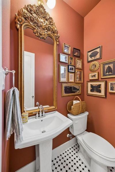 Furnished interior view inside a new home in , Rockwall (Image 31).