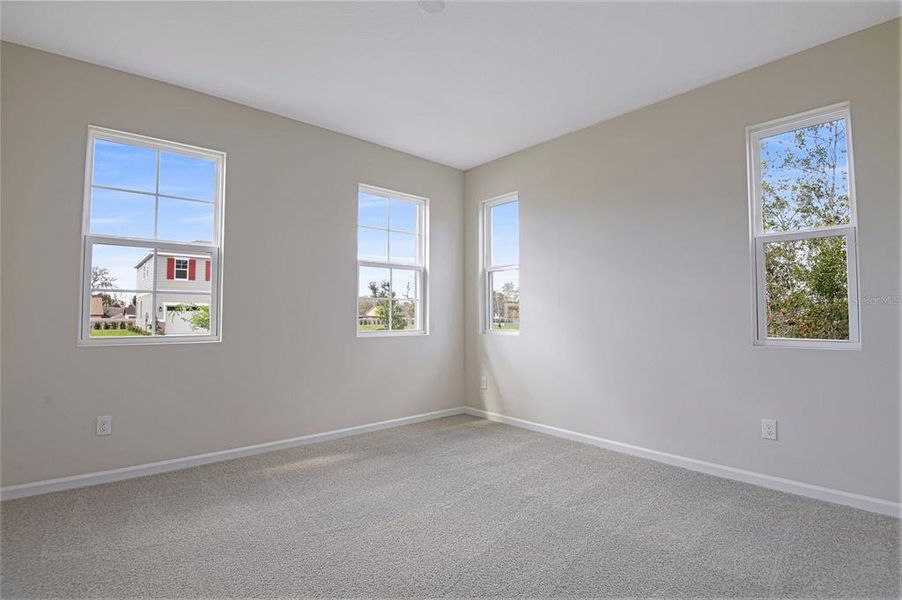 Spacious, unfurnished interior of a new home in Seasons at Summit Ridge, Apopka (Image 7).