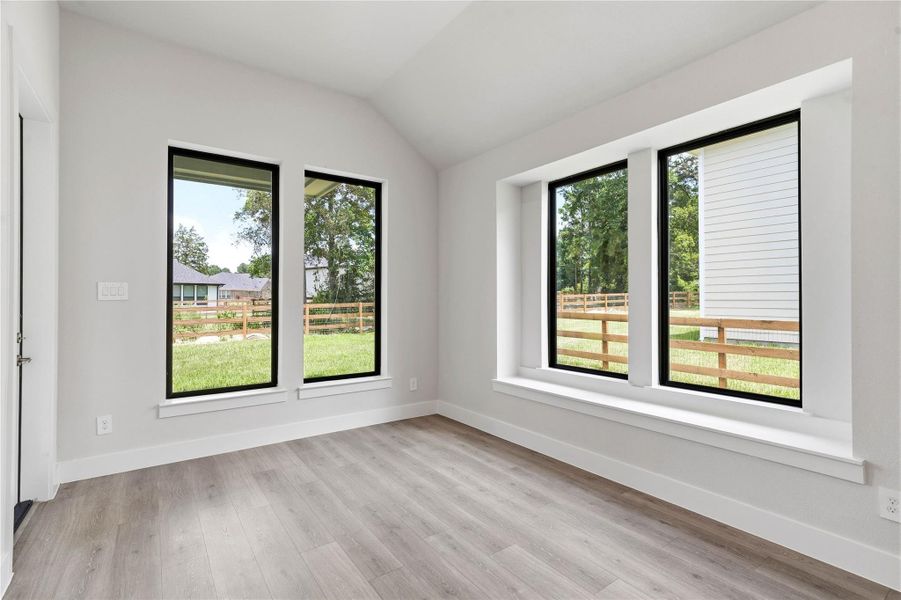 Spacious, unfurnished interior of a new home in Timber Hollow, Magnolia (Image 40). Spacious, unfurnished interior of a new home in Timber Hollow, Magnolia (Image 40).