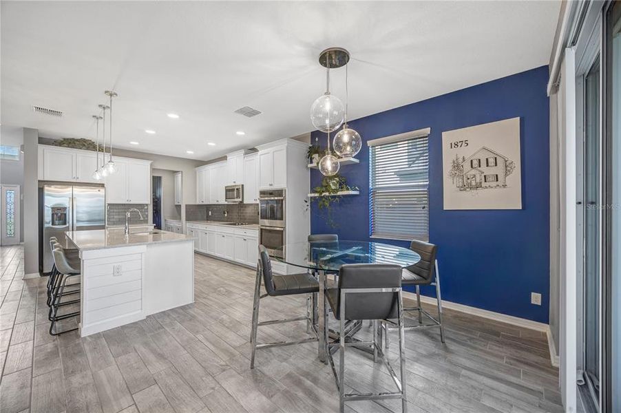 Furnished interior view inside a new home in , Wesley Chapel (Image 54).