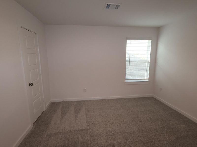 Spacious, unfurnished interior of a new home in Summerview, Fulshear (Image 5). Spacious, unfurnished interior of a new home in Summerview, Fulshear (Image 5).