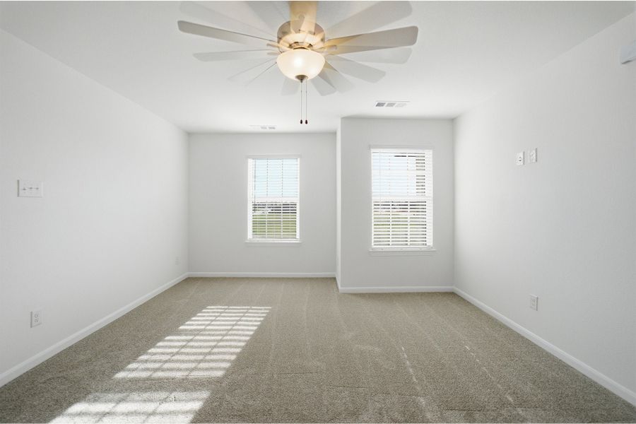 Spacious, unfurnished interior of a new home in Saddlebrook Estates, Waxahachie (Image 56). Spacious, unfurnished interior of a new home in Saddlebrook Estates, Waxahachie (Image 56).
