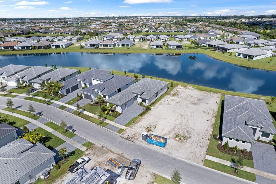 Image 39 of a home in Cresswind Palm Beach at Westlake.