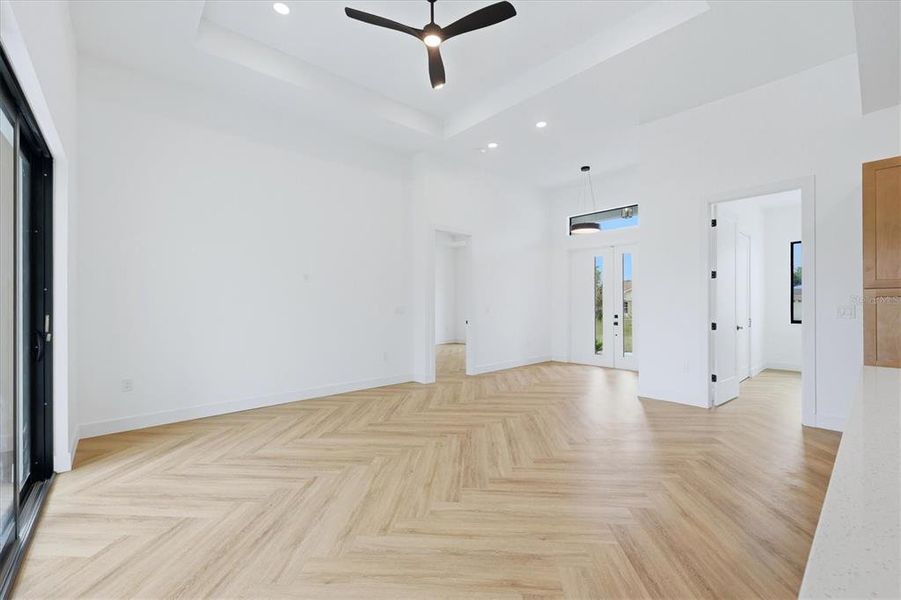 Spacious, unfurnished interior of a new home in , North Port (Image 34).