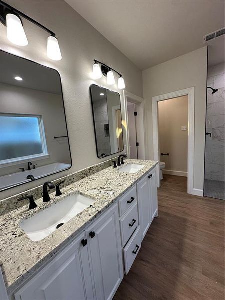 Furnished interior view inside a new home in , Abilene (Image 6).