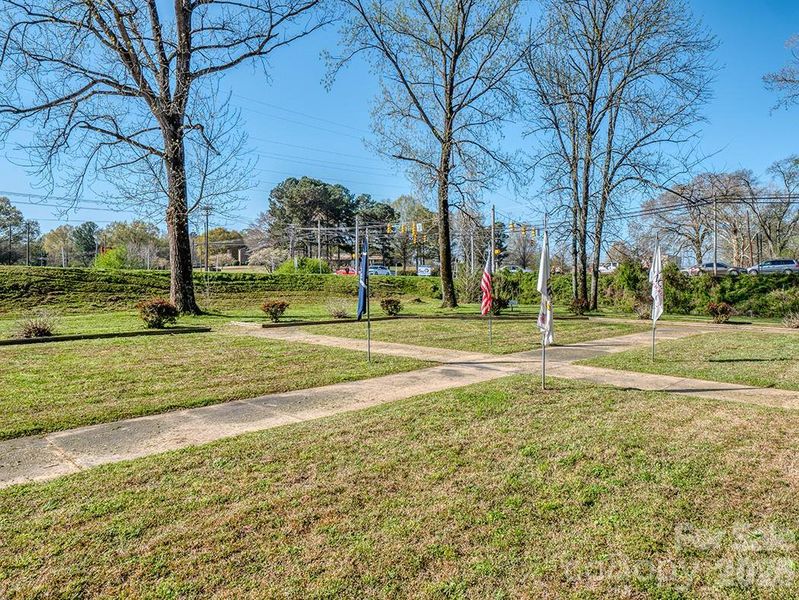 Natural landscape and outdoor views near in Lancaster (Image 33). Natural landscape and outdoor views near in Lancaster (Image 33).