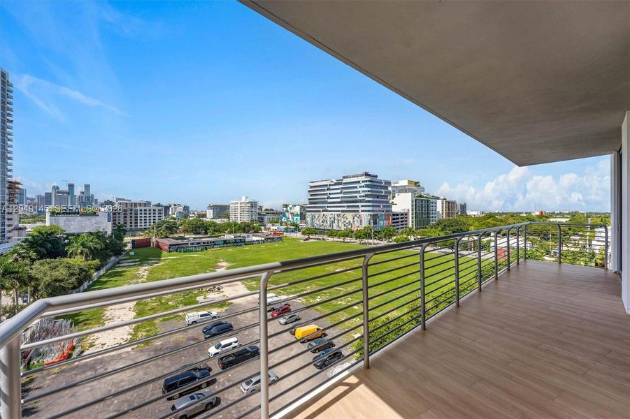 Condo located in Miami, FL showcasing its design and architecture (Image 34). Condo located in Miami, FL showcasing its design and architecture (Image 34).