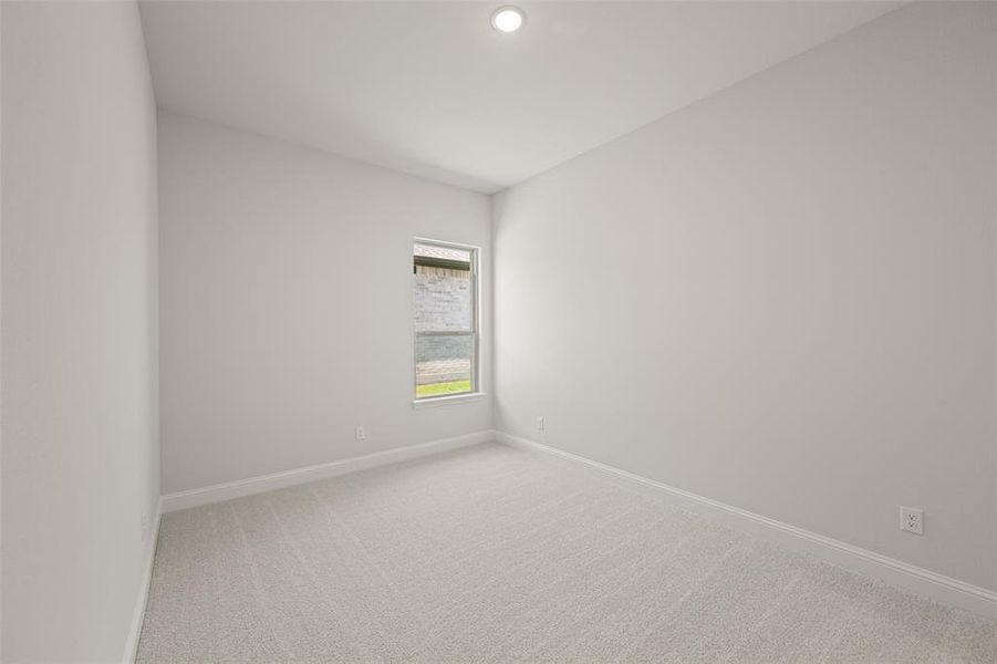 405 Daybreak- Bedroom-3 405 Daybreak- Bedroom-3