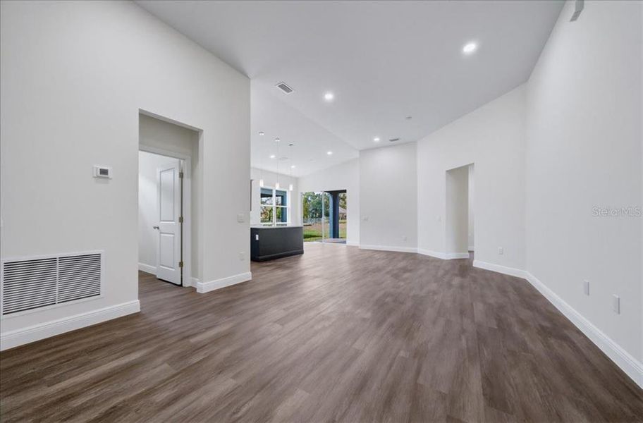 Spacious, unfurnished interior of a new home in , Orlando (Image 16). Spacious, unfurnished interior of a new home in , Orlando (Image 16).