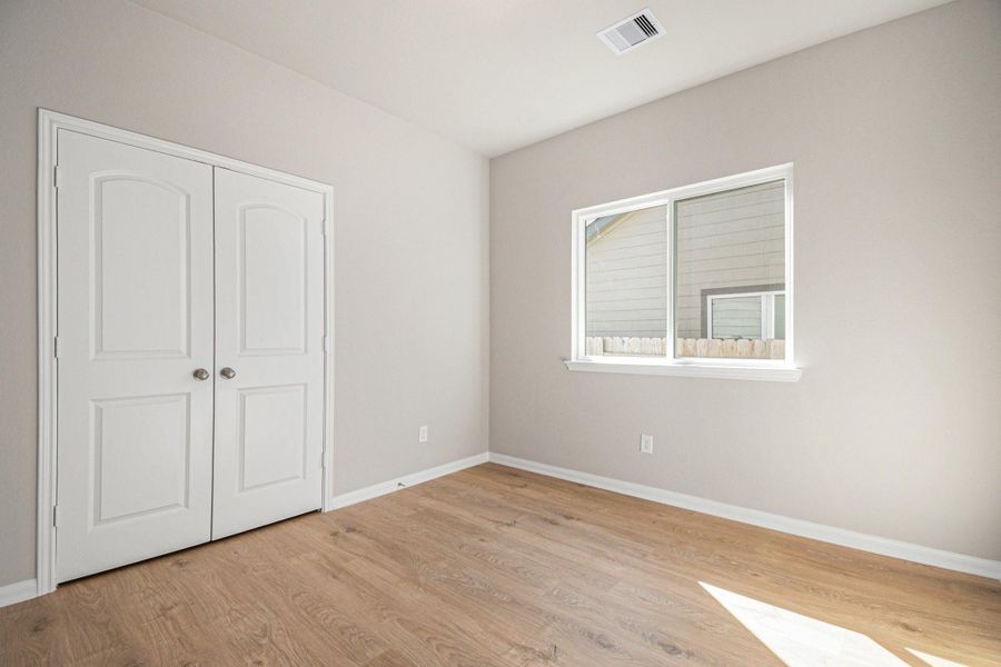 Spacious, unfurnished interior of a new home in Clear View Estates, Willis (Image 18).