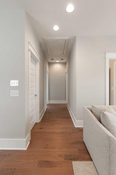 Spacious, unfurnished interior of a new home in , Mount Pleasant (Image 19).