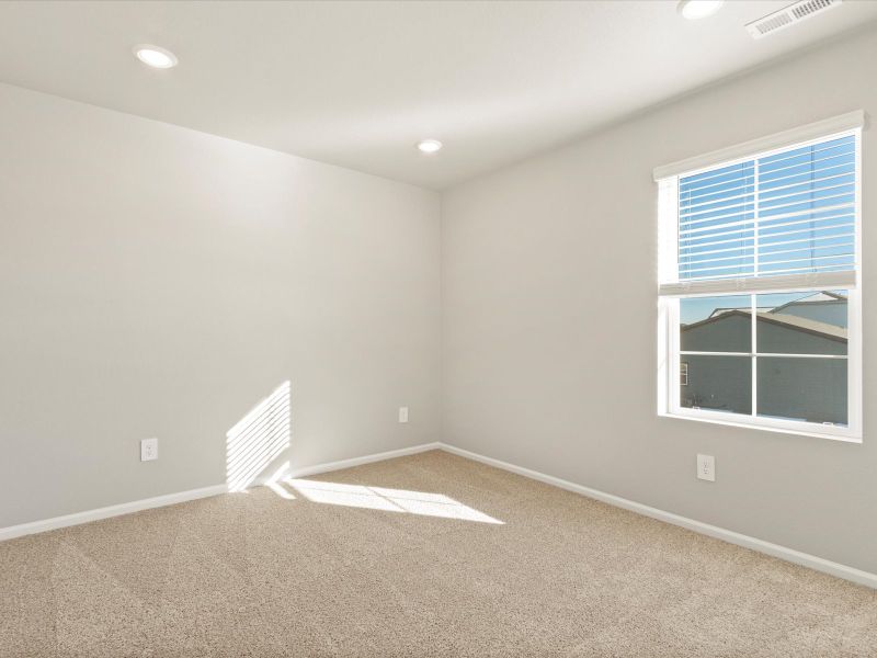 DEN_Poudre-Heights_Sloan_Bedroom_E_1118-Gunnison-River-Dr