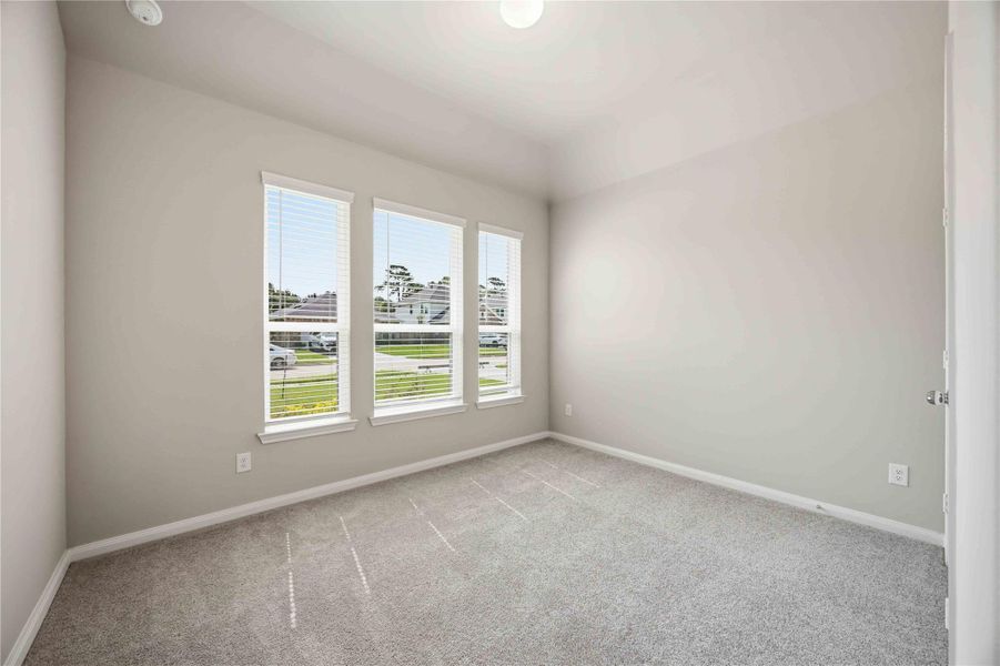 Spacious, unfurnished interior of a new home in King Oaks Village, Baytown (Image 15). Spacious, unfurnished interior of a new home in King Oaks Village, Baytown (Image 15).