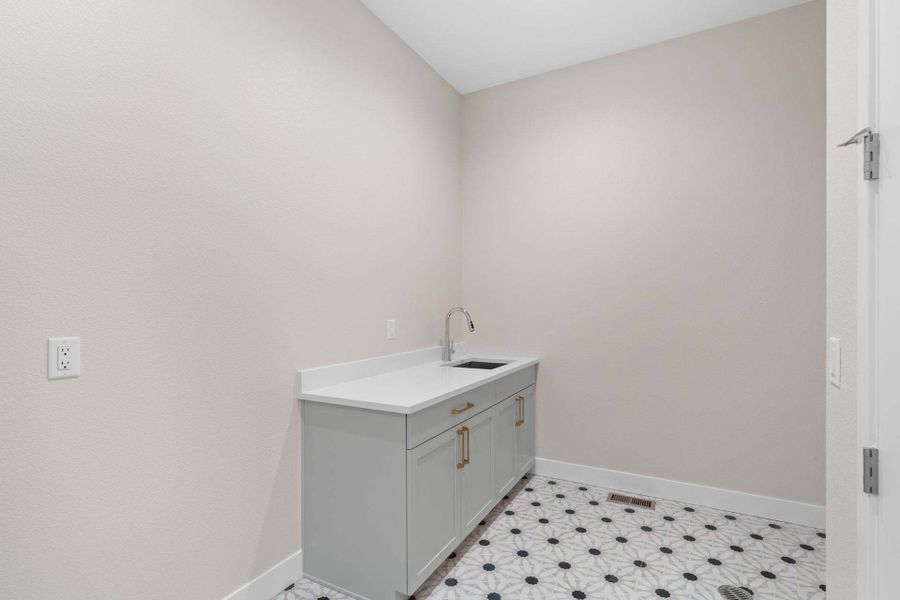 Residence 2 | Laundry | V3 layout | The Summit at Castle Pines by Trumark Homes