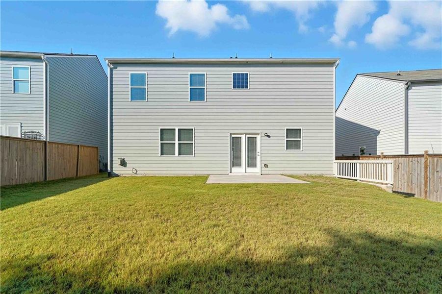 Exterior details and patio area of a home in , Dawsonville (Image 4).