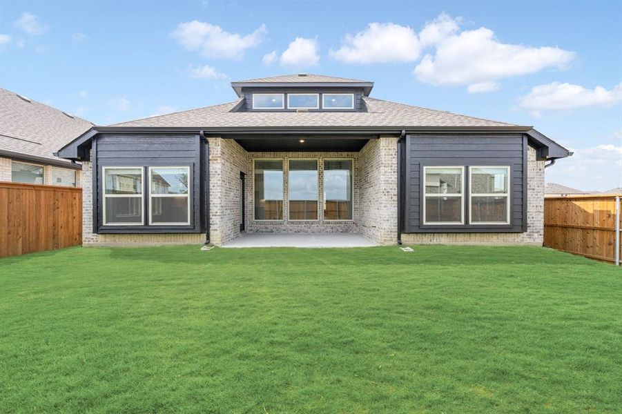 Exterior details and patio area of a home in Creekview Meadows, Pilot Point (Image 19). Exterior details and patio area of a home in Creekview Meadows, Pilot Point (Image 19).