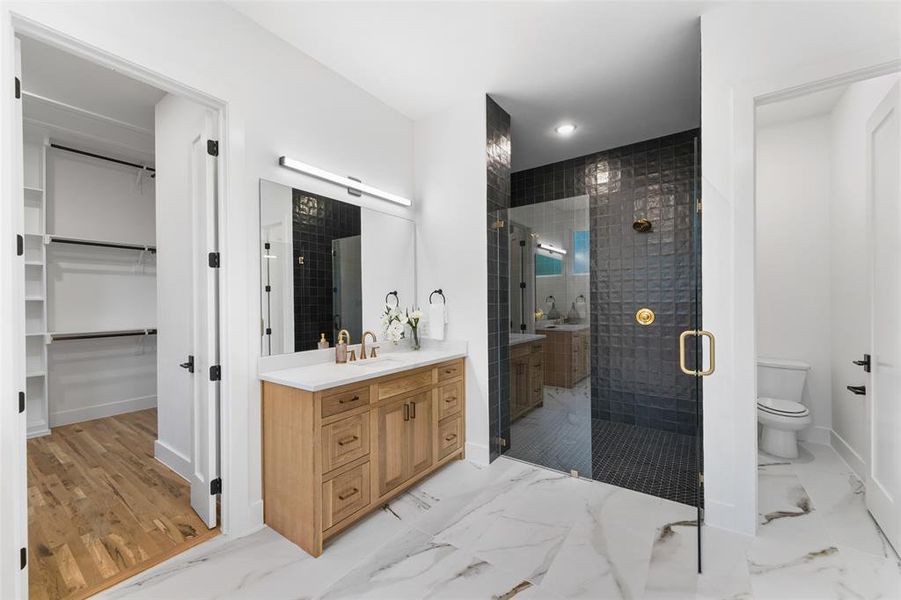 Furnished interior view inside a new home in , Dallas (Image 10).