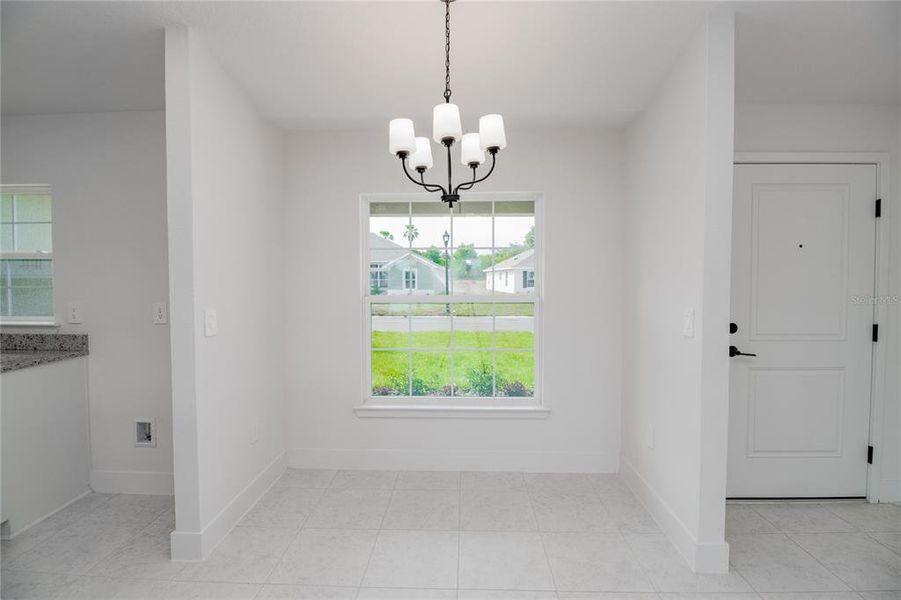 Spacious, unfurnished interior of a new home in Hickory Ridge Estates, Lake Wales (Image 12).