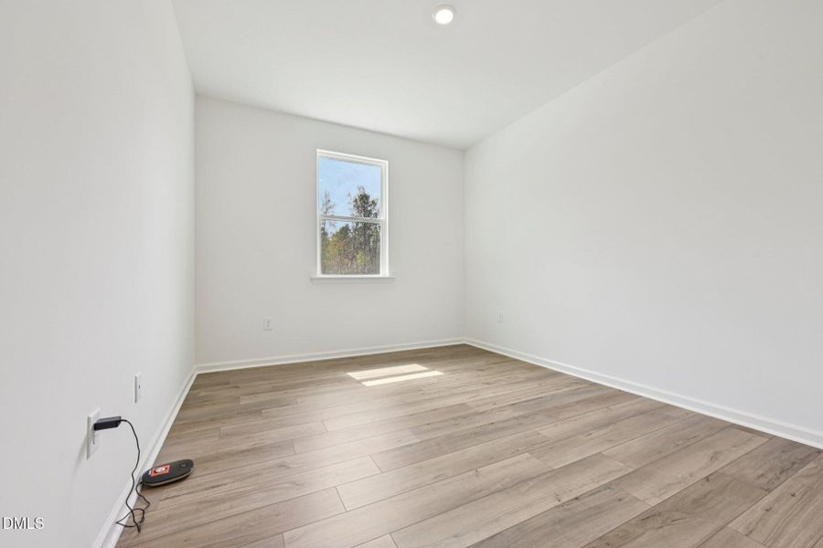 16-web-or-mls-Caspian Ct-S0104-016