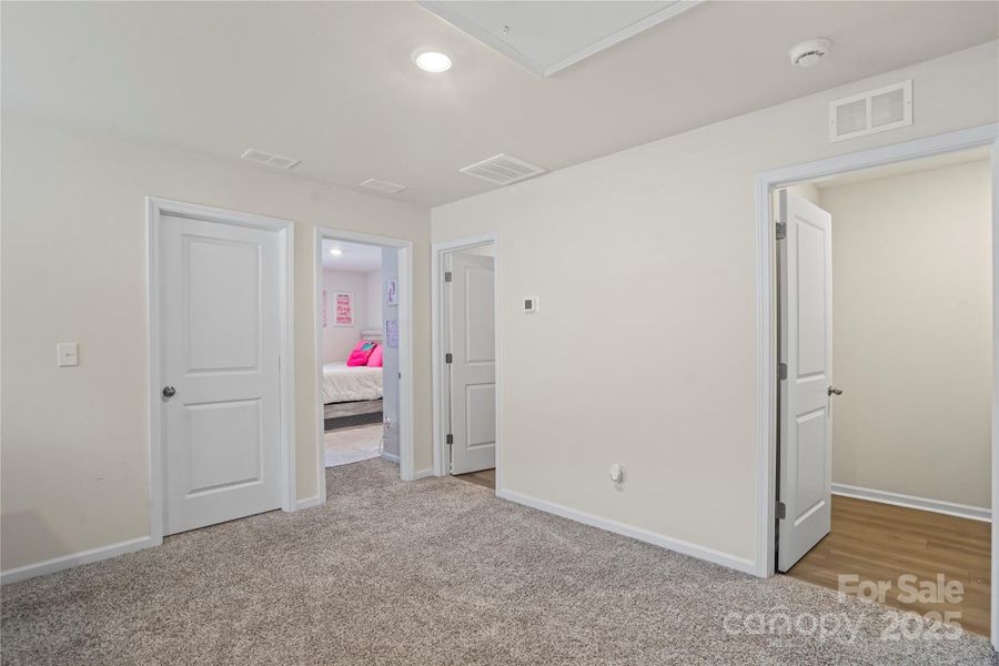 Spacious, unfurnished interior of a new home in , Fort Mill (Image 22).