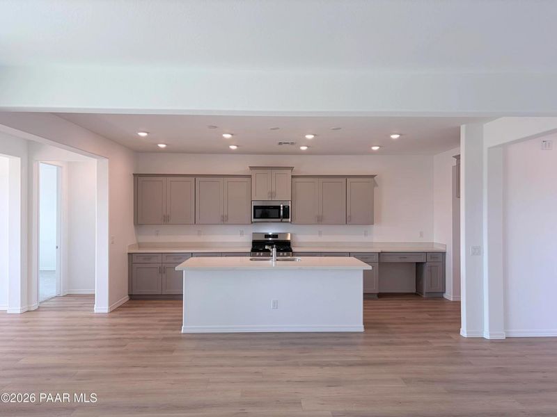 Furnished interior view inside a new home in North Ridge at Pronghorn Ranch, Prescott Valley (Image 8).
