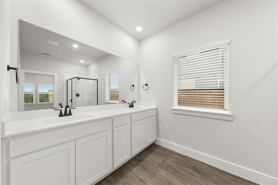 18. 1921 Sapphire - Bath (2) 18. 1921 Sapphire - Bath (2)