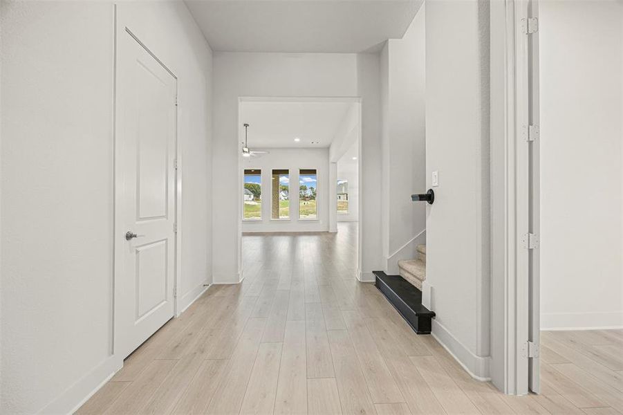 Spacious, unfurnished interior of a new home in Tuscan Estates (1 Acre Lots), Waxahachie (Image 35).