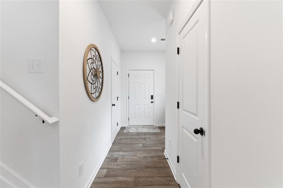 Spacious, unfurnished interior of a new home in Park Center Pointe, Mableton (Image 20).