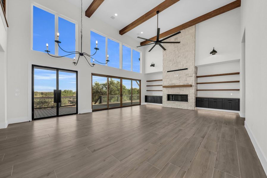 Spacious, unfurnished interior of a new home in , Horseshoe Bay (Image 28).