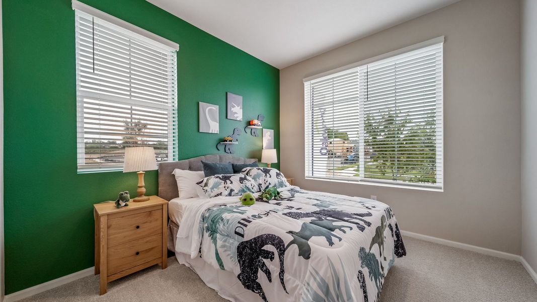 Furnished interior view inside a new home in Thompson River Ranch, Johnstown (Image 28).