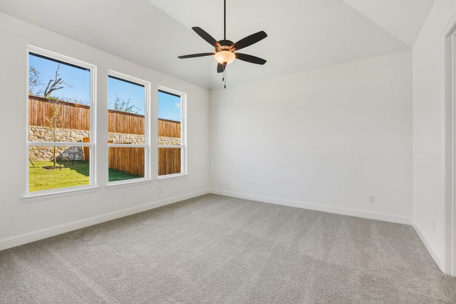 Spacious, unfurnished interior of a new home in Wildflower Ranch, Fort Worth (Image 23).