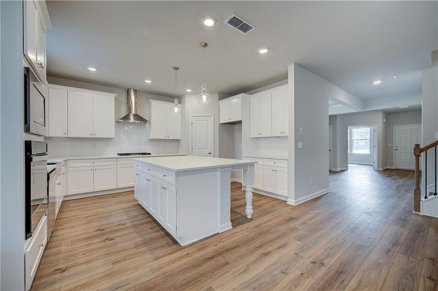 Furnished interior view inside a new home in Hamilton Lakes, Lawrenceville (Image 5).