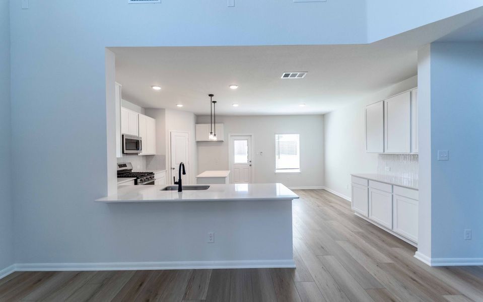 Image 42 of a home in Travis Ranch.